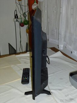 Predám poškodený televízor SENCOR 32" (81cm) - 5