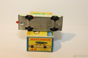 Matchbox RW Ford corsair - 5