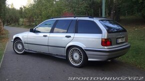 BMW Alpina B6 2.8i Combi, vše Alpina origo číslovaná plaketa - 5