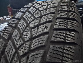 5x112 r17 . pneu: 215 65 r17. zimna sada VW - 5