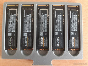 BOX pre 25x SSD M.2 22 x 80 mm - 5