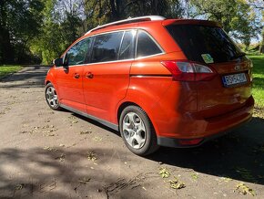 ford grand C-max- 7 miestne, 7 miestny - 5