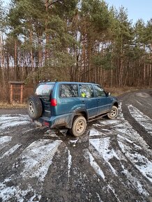 Nissan Terrano 2 2.7TD  74kw - 5