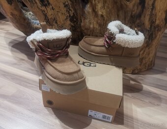 UGG W Funkarra Cabin Cuff - 37 - 5