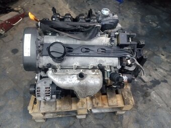 Motor 1.4 . 16V. AUA - 5