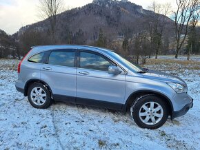 Honda Cr-v 4x4 2.0 benzin 110 kw automaticka prevodovka - 5