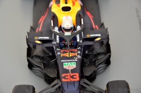 Max Verstappen (RB16B) 1:18 VC Emilia-Romagna 2021 - 5