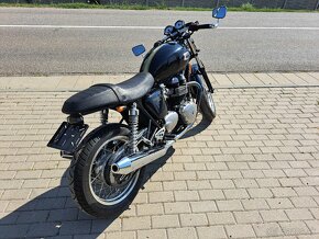 Triumph bonneville truxton - 5