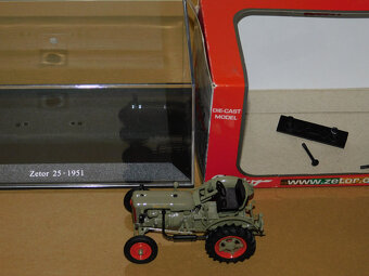 Zetor 25 Tractor (1941) 1:43 - 5