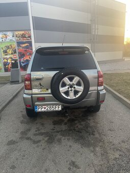 Predam toyotu rav4 r.v2005 benzin2.0 +lpg - 5