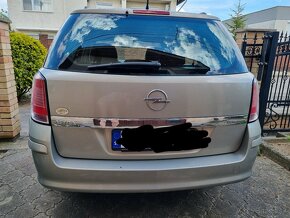 Opel Astra AC kombi 2005, 1,6 LE - 5