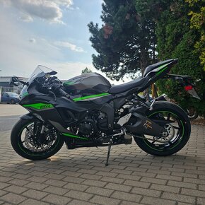 Ninja ZX-6R 636 cm³ 91 kW  - 1050 km - 5