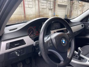 BMW - 5