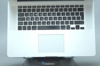 ZÁRUKA/MacbookPro 15.4"/I7 2.2GHZ/16GB RAM/256GB SSD/CZ - 5