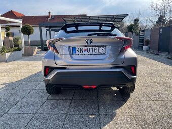 Toyota CHR Hybrid Selection - 5