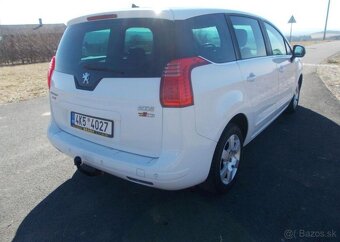 Peugeot 5008 1,6HDI nafta manuál 82 kw - 5