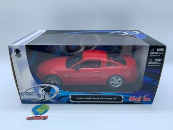 Ford Mustang GT 2006 1:24 Maisto - 5