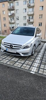 Mercedes benz B-180 - 5