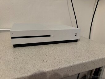 Xbox one s 1TB - 5