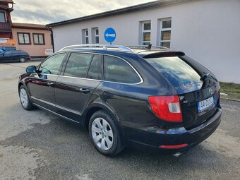 ŠKODA SUPERB COMBI r.v. 2013 2.0 CRTDI 103KW ELEGANCE - 5