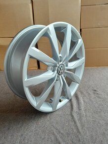 Alu disky R17 5x112 Et48 6J Volkswagen Škoda Seat Audi - 5