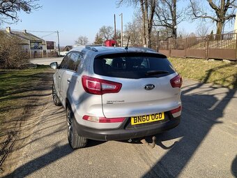 Kia Sportage.2.0 CRDI .4X4 100KW - 5