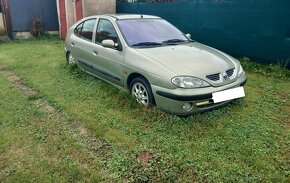 Renault Megane 1.4 16V - 5