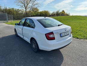 predám ŠKODA Rapid sedan 1.4 TDi 66kW biela - 5