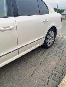 Škoda superb 2 facelit - 5