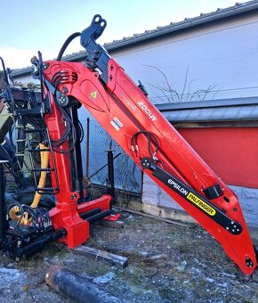 hydraulicka ruka Epsilon M100 po GO - 5