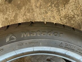 245/45 R18 zimne pneumatiky - 5