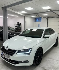 Skoda Superb Laurin&Klement 2.0TDI 140Kw 4x4 - 5