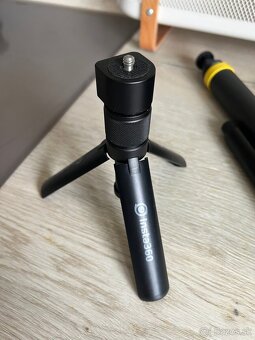 Akčná kamera Insta360 X3 s množstvom príslušenstva - 5