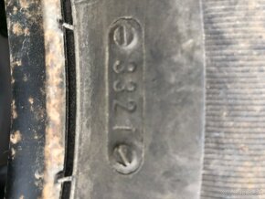 5x112 195/65 r15 zimné pneu + plech. Disky - 5