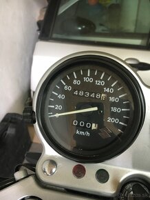 Suzuki GS 500 - 5