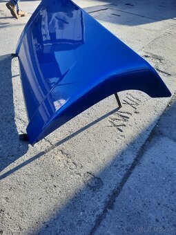 Volvo spoiler vrchní fh5 - 5