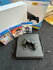 PS4 500GB + konzola a hry - 5