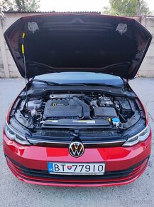 VW Golf 8  1.5 TGI DSG 7 - 5