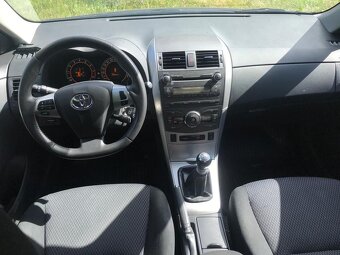 Toyota Corolla 1.6, r.v. 2013, benzin 97 kW, 100TKM - 5