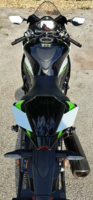 Kawasaki ZX-10r - 5