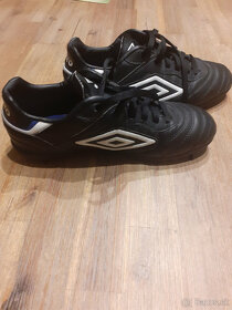 Halovky zn.UMBRO - 5