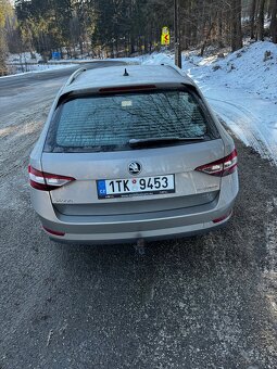 Škoda Superb 2.0 TDI 140 kW DSG 4x4 – TOP - 5