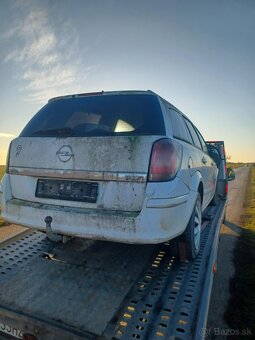 Rozpredám Opel Astra H Sedan 1.7CDTi 74kw M6 2008 - 5