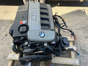 BMW M57D30 142kW / kompletný bezchybný motor - 5