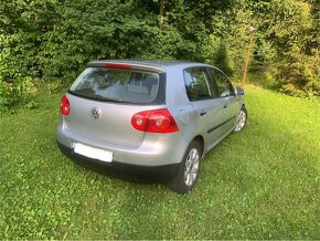 VW Golf - 5