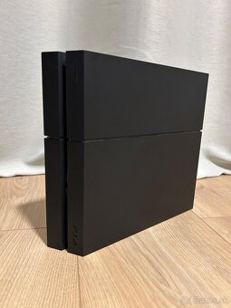 Playstation 4 - 5