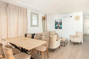 CHORVÁTSKO - Zariadené apartmány 10 m od mora - PAG, POVLJAN - 5