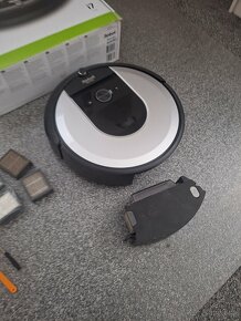 Robotický vysavač Irobot Roomba i7 - 5