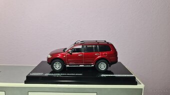 1:43 MITSUBISHI PAJERO SPORT LIMITED EDITION - 5