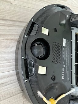 Roboticky vysavac iRobot Roomba 693 - 5